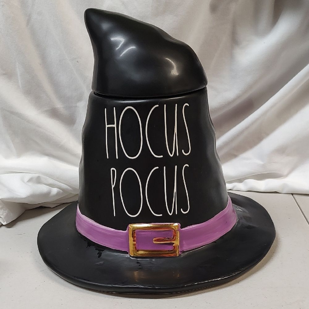 Rae Dunn HOCUS POCUS Black Witch Hat Cookie Jar